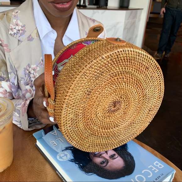 Handmade Rattan Shoulder Bag - Picture 4 of 4